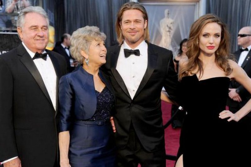 В семье Анджелины Джоли и Брэда Питта назрел новый скандал - СМИ