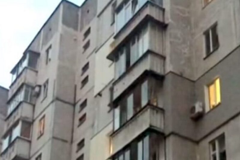 На Полтавщине ребенок разбился насмерть, выпав с 9 этажа
