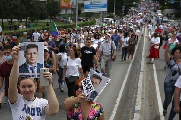 Протесты в Хабаровске. Губернатор края Дегтярев заявил о присутствии на акциях провокаторов из Грузии