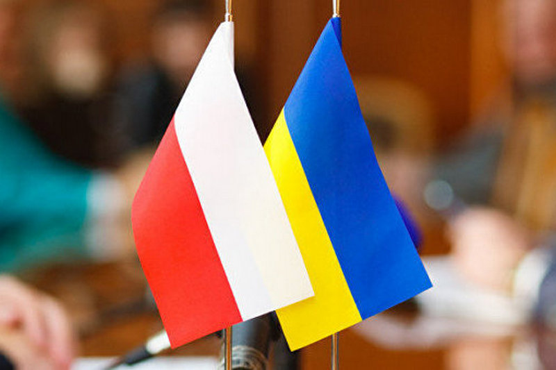 Польша ночью приняла «антибандеровский» закон: за что украинцам грозит тюрьма