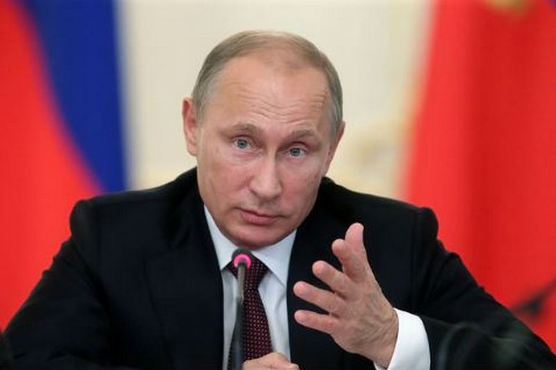 Российский президент заявил, что не понимает, в чем суть обнародованного списка приближенных к нему людей.