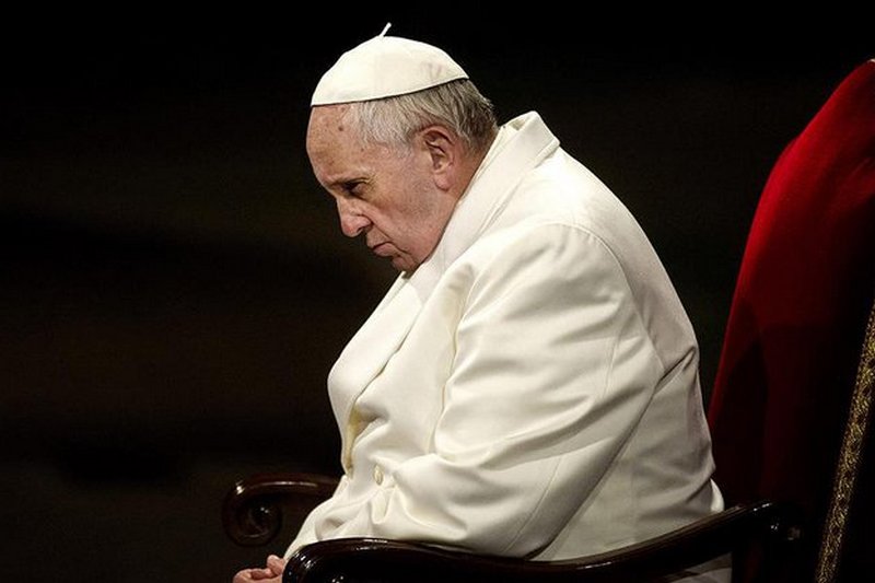 Канада требует извинений от Папы Римского