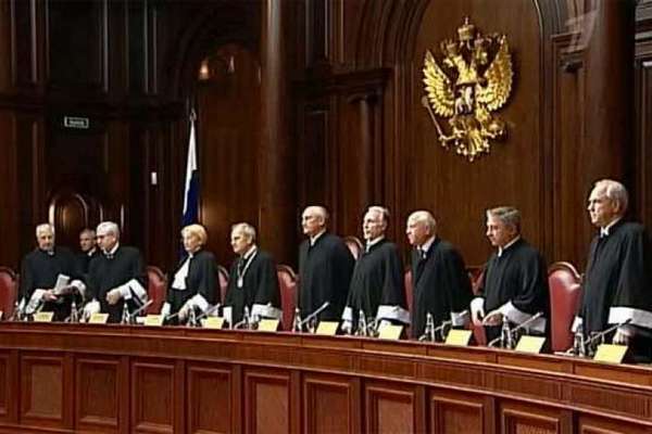 В России ввели цензуру для судей Конституционного суда