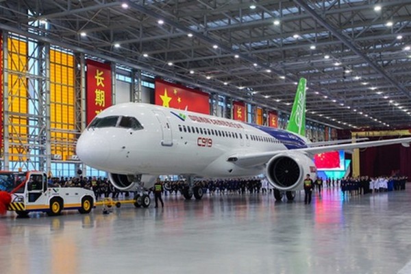 В Китае завершаются испытания пассажирского авиалайнера собственного производства