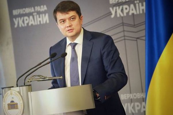 Разумков заявил, что украинское общество не поддержит отказ от ЕС и НАТО