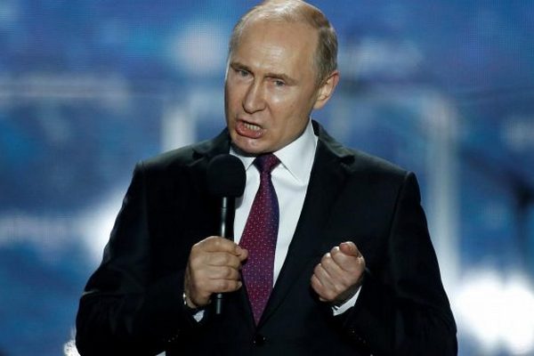 Путин заявил, что готовит армию России к обострению ситуации в ряде конфликтных точек мира