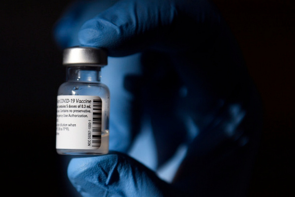 BioNTech и Pfizer планируют увеличить производство вакцин до 2 миллиардов доз
