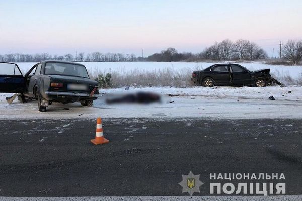 В Одесской области лоб в лоб столкнулись две легковушки, есть жертва