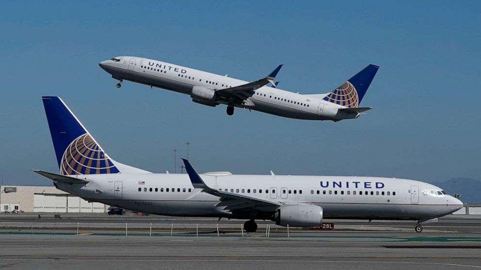 United Airlines намерена пройти добровольное тестирование к февралю