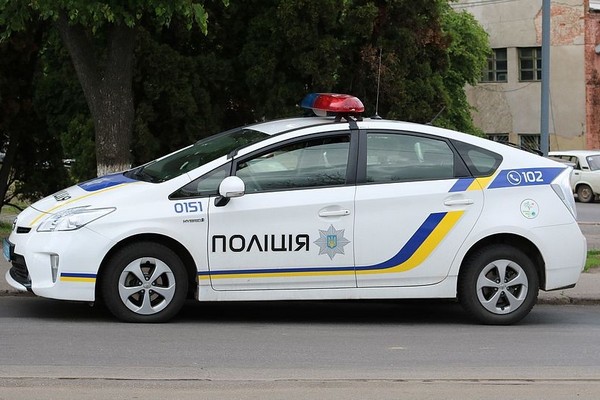 В Одессе полицейский автомобиль наехал на пешехода