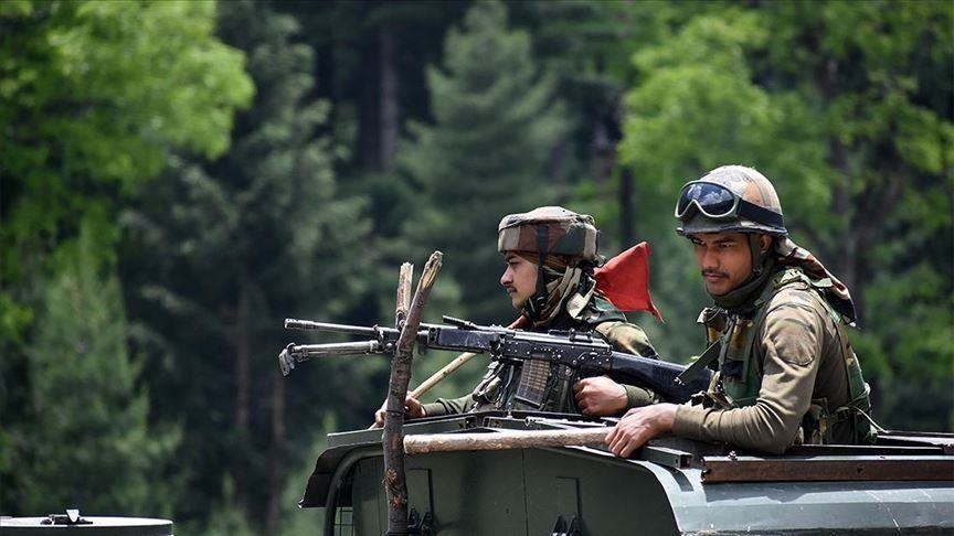 3 индийских солдата покончили жизнь самоубийством в Кашмире