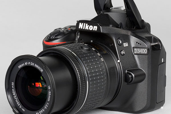 Nikon разрабатывает полнокадровую беззеркальную фотокамеру