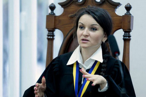 Никакого увольнения: Верховный суд встал на сторону «судьи Майдана» Царевич