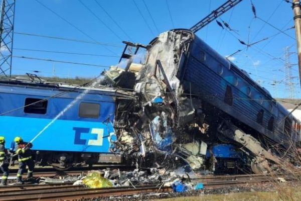 В Чехии столкнулись два грузовых поезда (фото)
