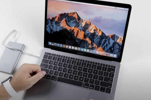 Apple сознательно продавала MacBook Pro с браком, — суд