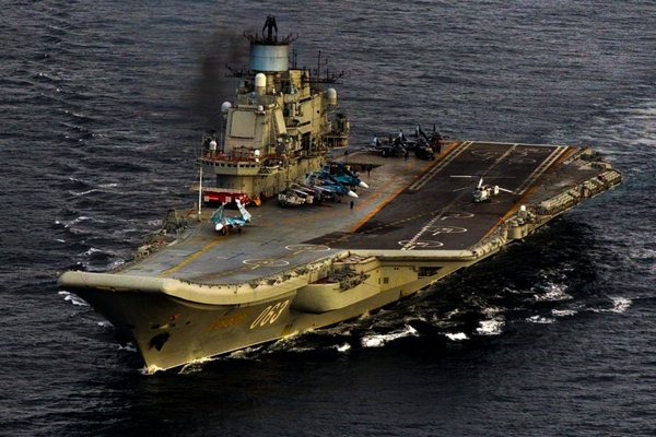 Российский «Адмирал Кузнецов» назвали «проклятым» и дряхлым