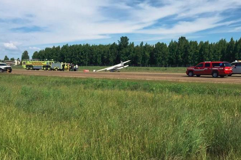 В небе над Аляской столкнулись два самолета