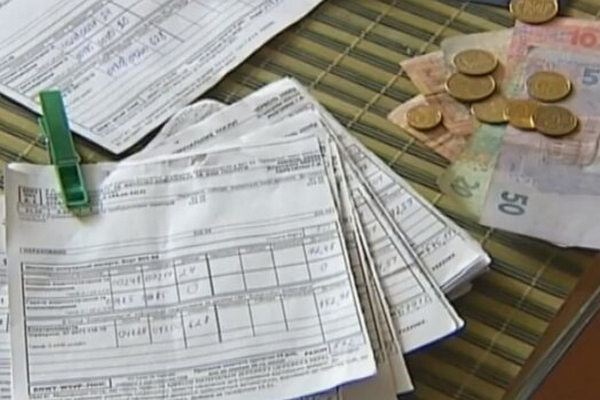 В Украине долги начнут списывать с банковских карт автоматически