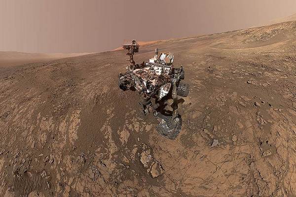 Ученый сказал, как с Земли могли занести жизнь на Марс