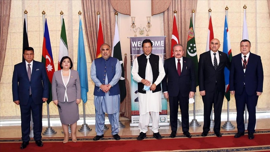 Премьер Пакистана предлагает создать региональный блок стран ОЭС
