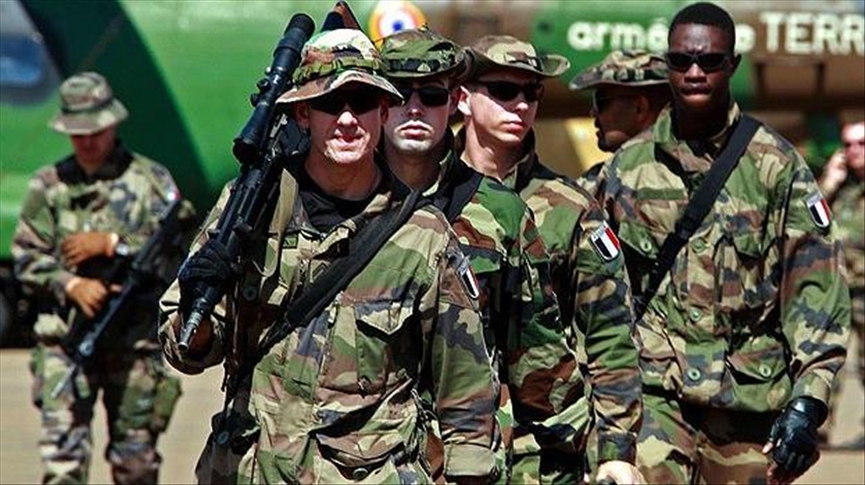 Франция прекращает военную операцию по Сахелю в Африке