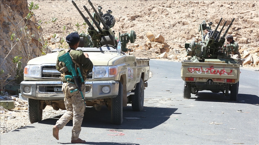 Правительство Йемена лишило хуситов контроля над центральным районом