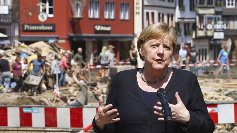 Германия одобрила пакет помощи в размере 400 миллионов евро для жертв смертельных наводнений