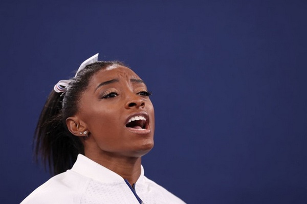 Симона Байлз вновь снялась с финала на Олимпиаде в Токио