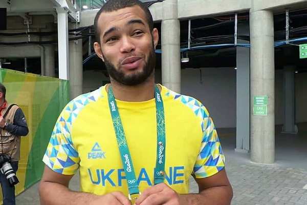 Украинец Ньябали победил на старте Олимпиады