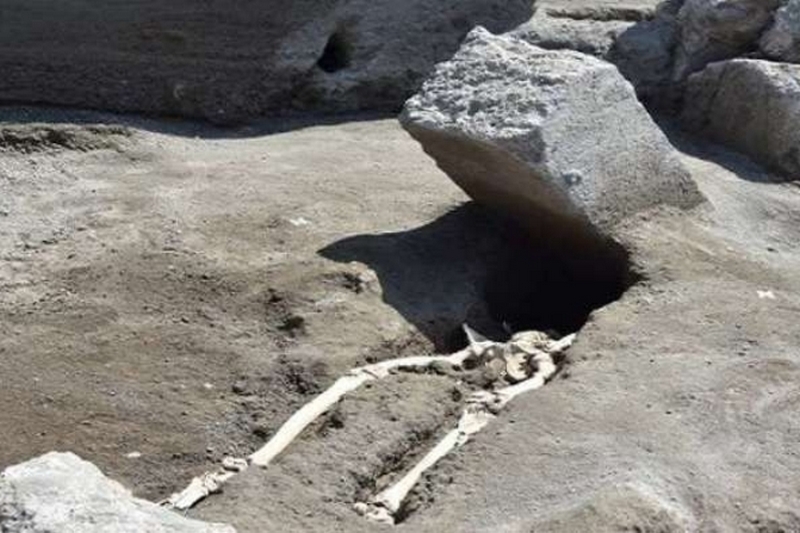 В Помпеях нашли череп самого невезучего парня в истории