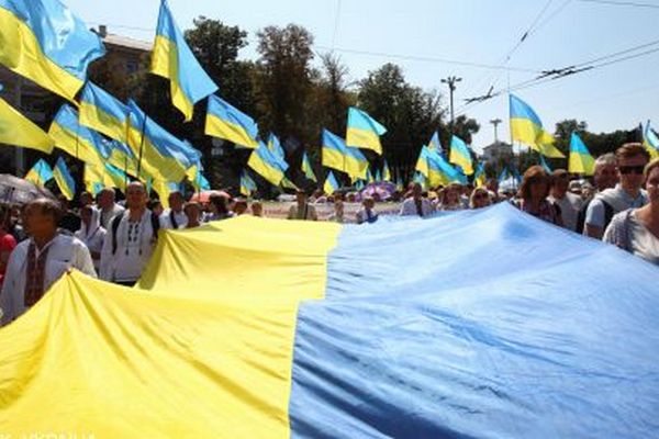 Независимость Украины поддерживают 80% украинцев - опрос