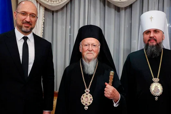 Символический и важный визит: в Украину прибыл Вселенский Патриарх Варфоломей