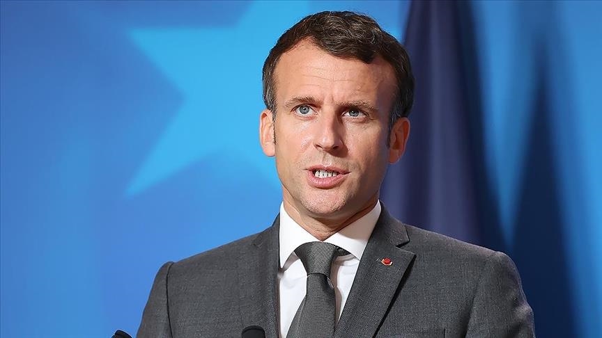 Франция: общественность возмутилась призывом Макрона защитить Европу от афганских беженцев