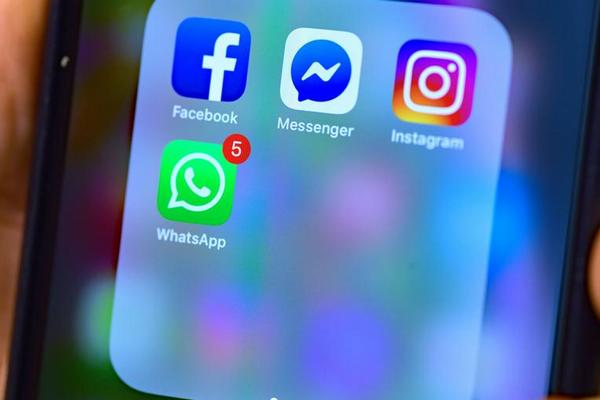 Facebook анонсировала появление рекламы, ведущей из Instagram в WhatsApp
