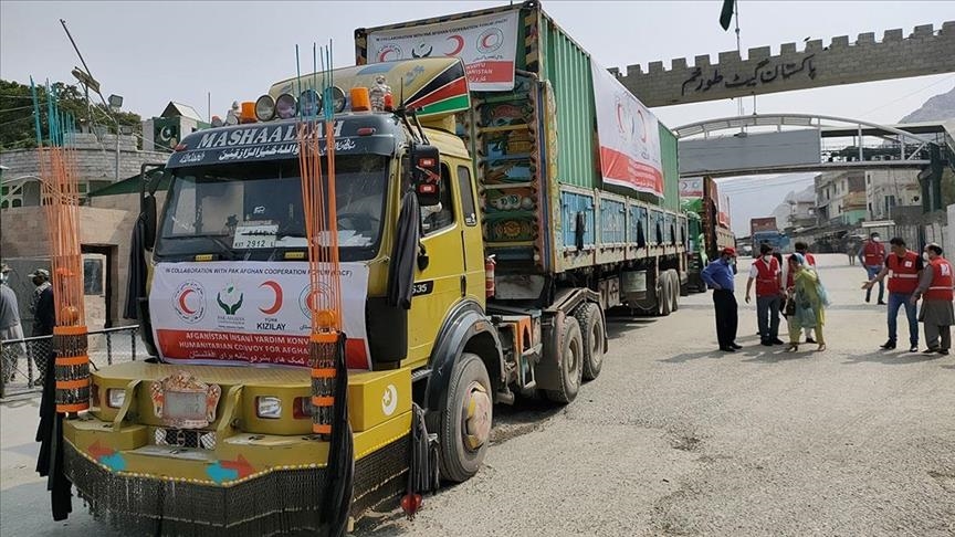 Турция доставила Афганистану 33 тонны продовольственной помощи