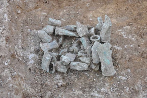 В Англии девочка обнаружила клад, которому более 3000 лет