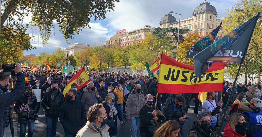 Испанская полиция протестует против плана реформирования неконституционного 