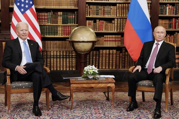 Эксперт рассказал, к чему привел диалог президентов США и России относительно «Нормандского формата»
