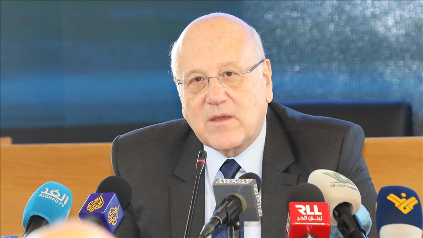 Премьер Ливана пообещал провести своевременные парламентские выборы