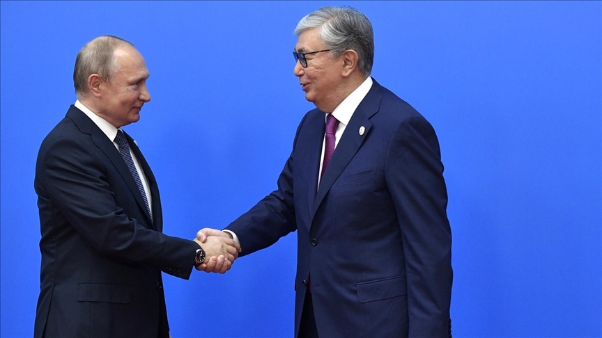 Президенты России и Казахстана обсудили беспорядки в Казахстане