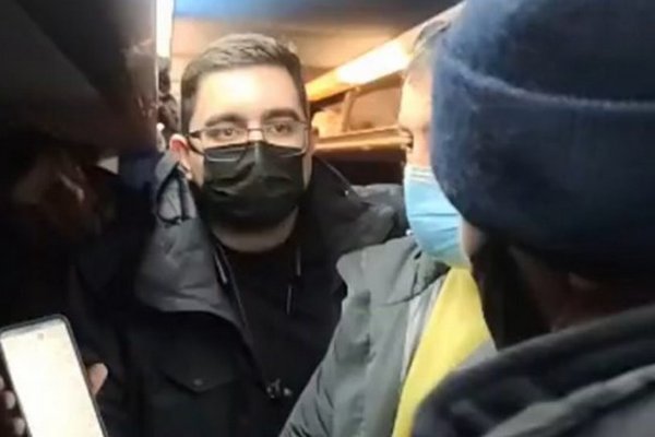 Полиция задержала автобус со сторонниками Порошенко