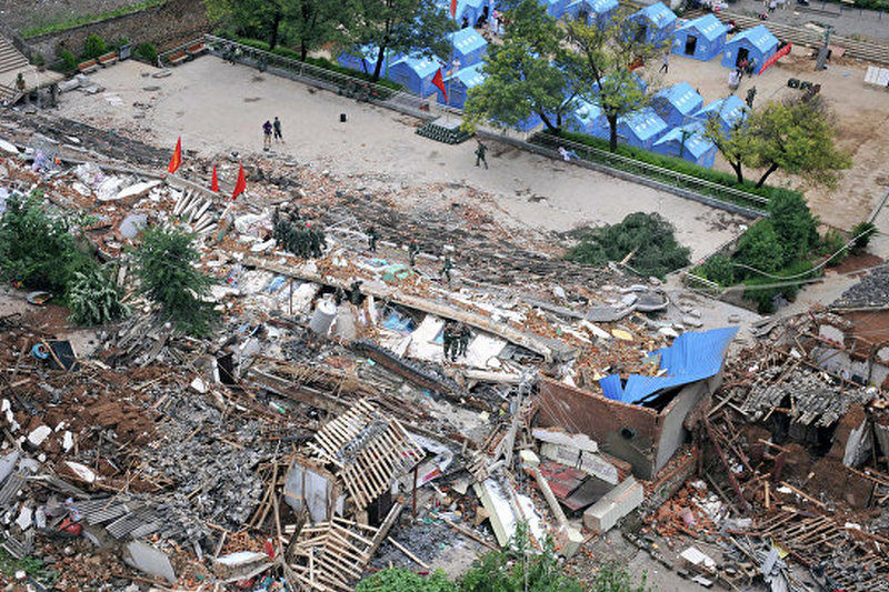 В Индонезии землетрясение унесло 142 жизни, но жертв может быть больше