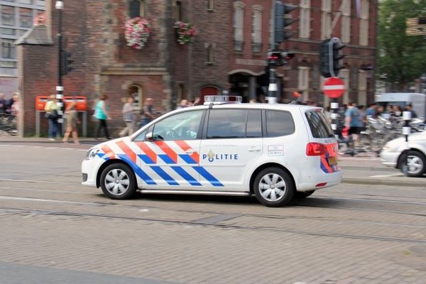 Захватчик заложников в центре Амстердама задержан полицией