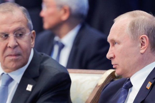 ЕС заморозит активы Путина и Лаврова, — Financial Times