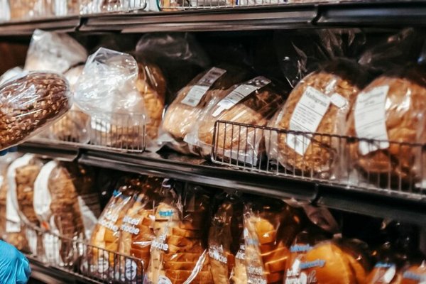 Украинцам показали, как изменились цены на хлеб в марте