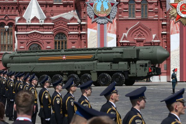 Запад уже сомневается в готовности России применить ядерное оружие в Украине
