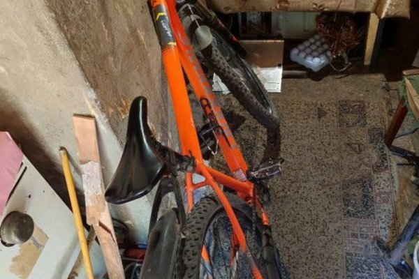 Велосипед украл, телефон потерял: в Днепре полиция задержала горе-угонщика