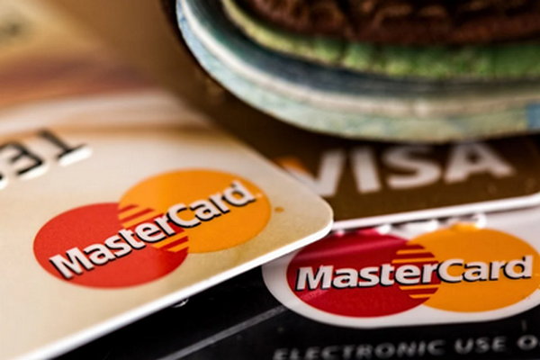 Перевод денег с карты Mastercard: в чем преимущества