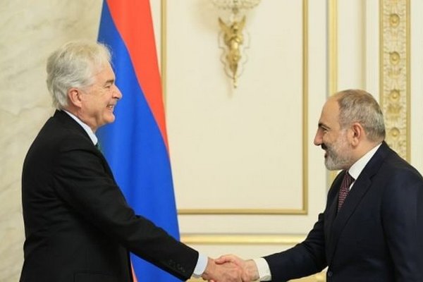 В Армении подтвердили визит главы ЦРУ