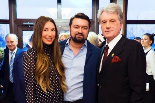 Третий президент Украины Виктор Ющенко стал дедом в пятый раз